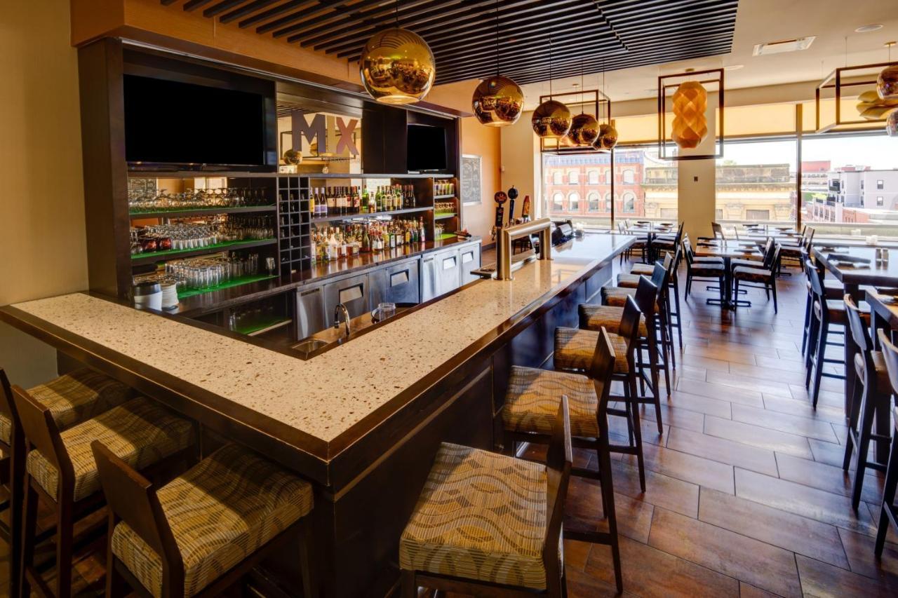 Delta Hotels By Marriott Saint John Luaran gambar