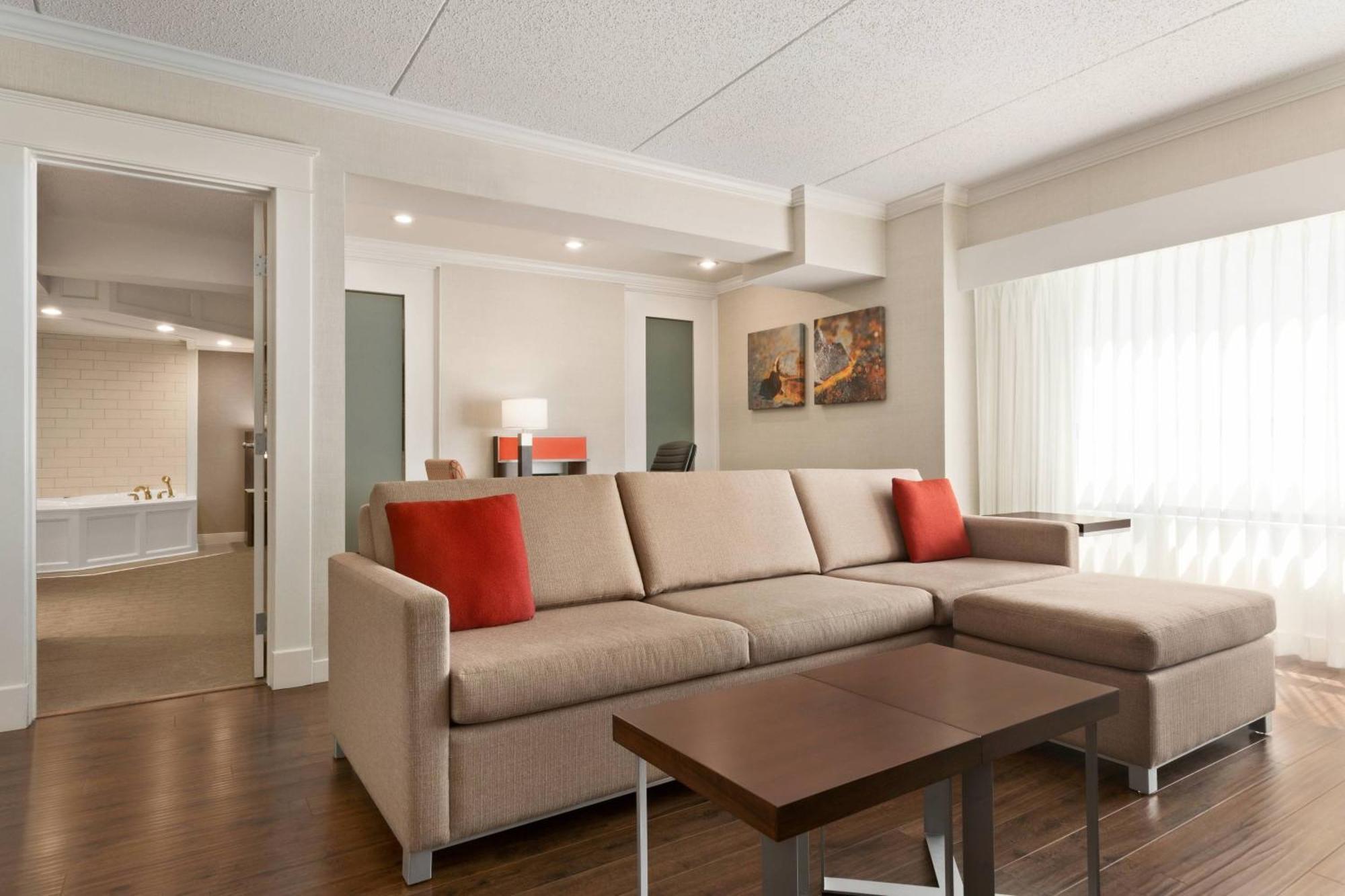 Delta Hotels By Marriott Saint John Luaran gambar