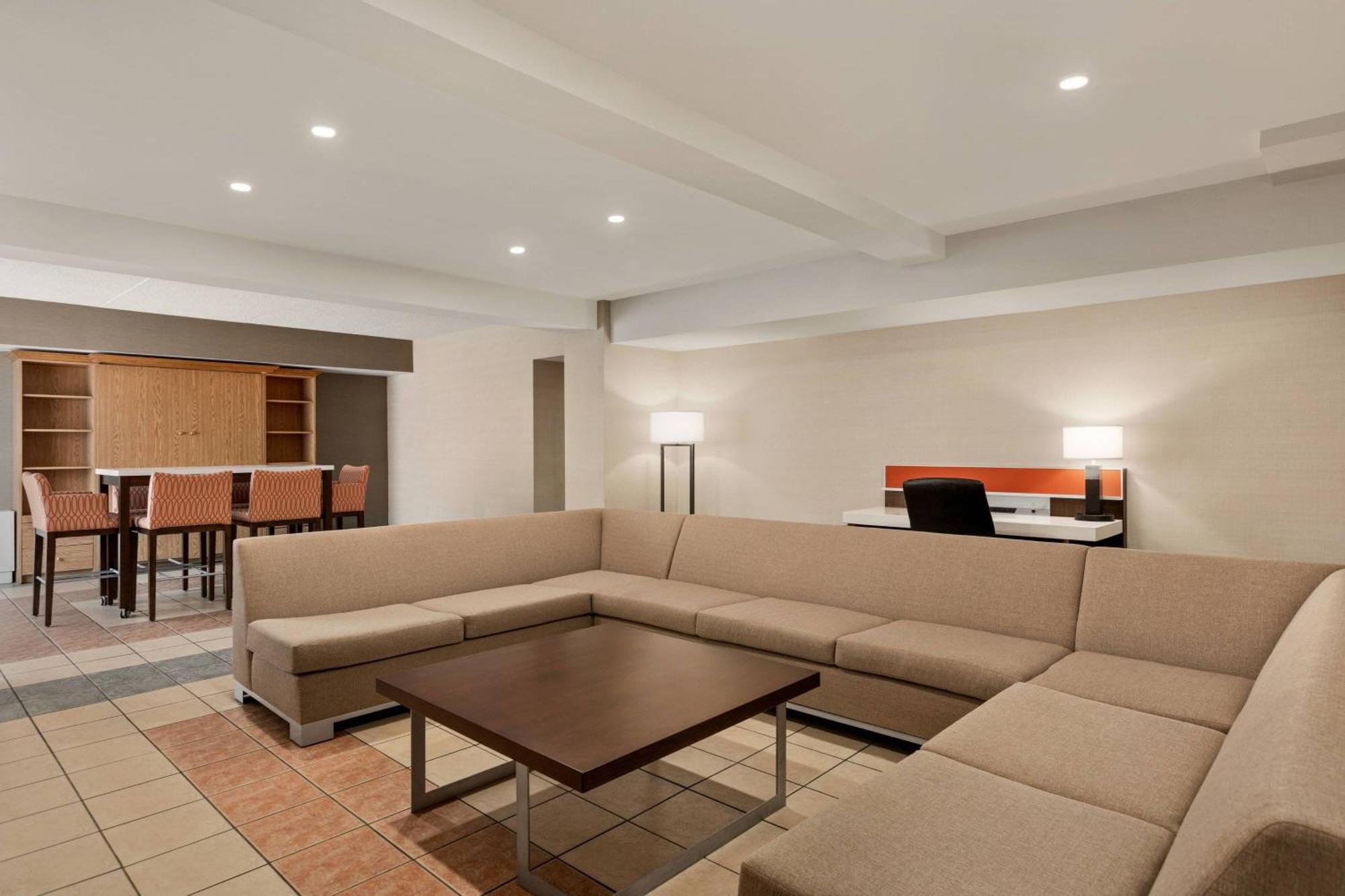 Delta Hotels By Marriott Saint John Luaran gambar